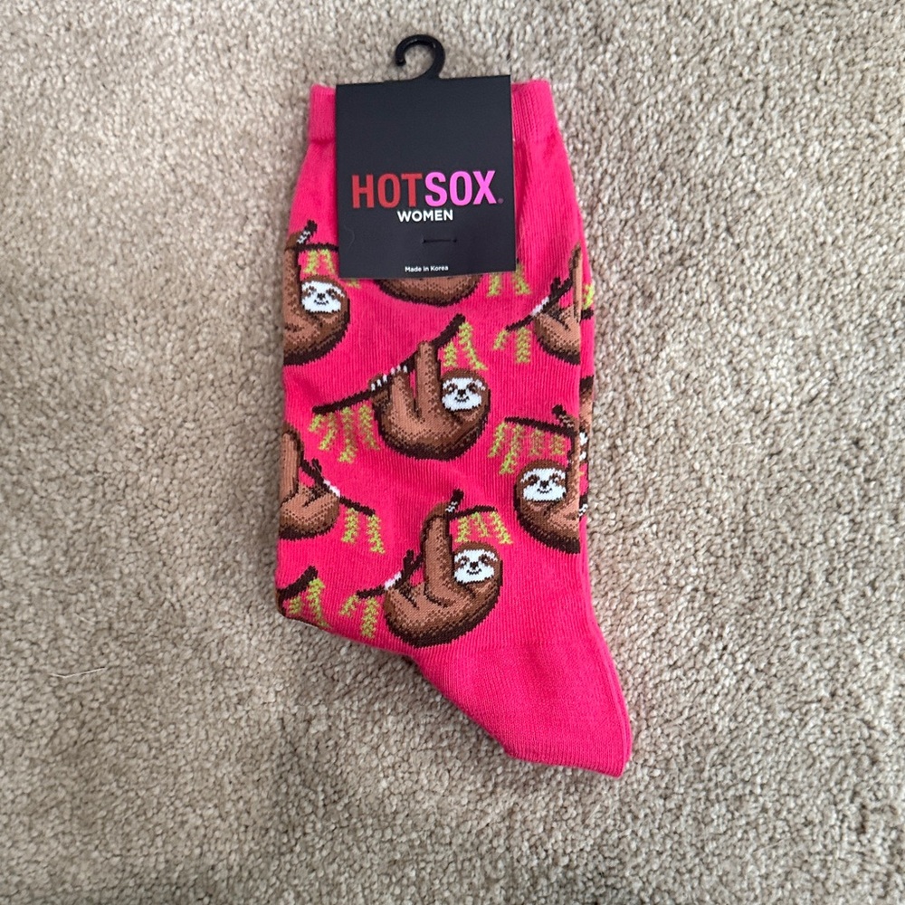 Hot Sox Vibrant Pink Sloth Socks